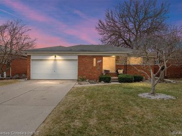 20312 Yale Street, St. Clair Shores, MI 48081