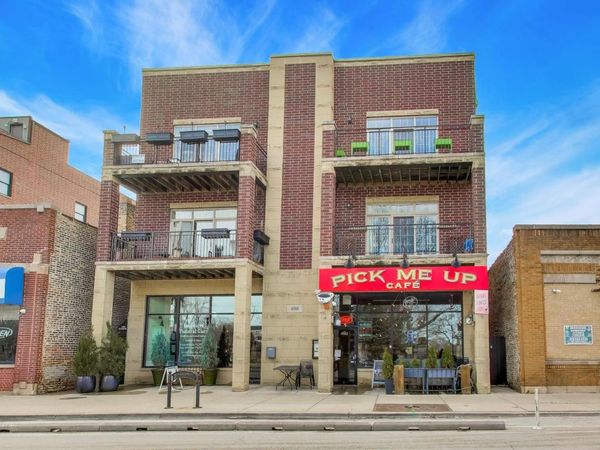 4880 N Clark Street, Unit 2A, Chicago, IL 60640