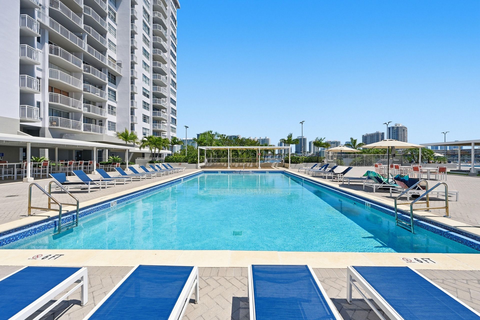 18011 Biscayne Boulevard, Unit 1502, Aventura, FL 33160 Photo