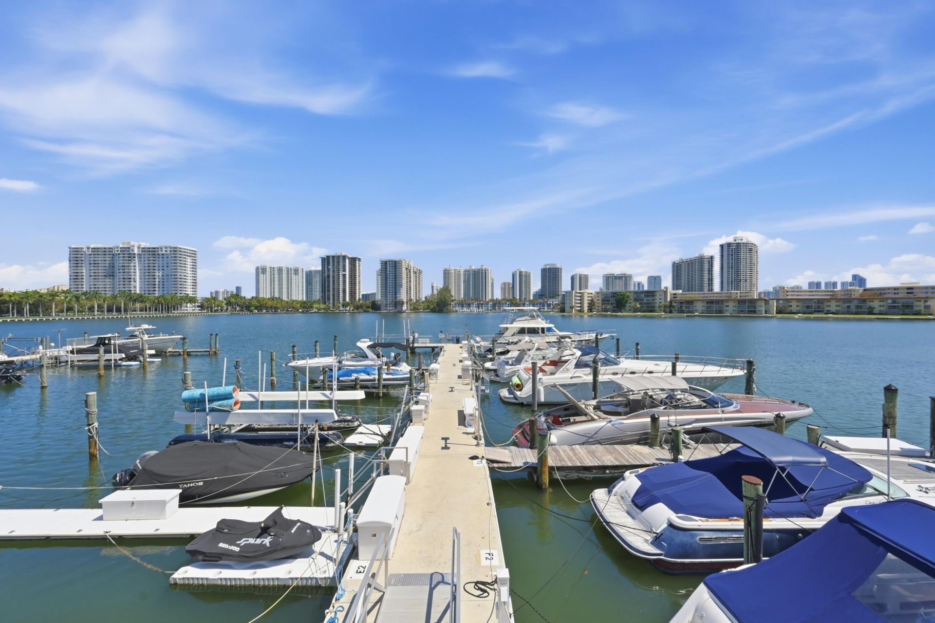 18011 Biscayne Boulevard, Unit 1502, Aventura, FL 33160 Photo
