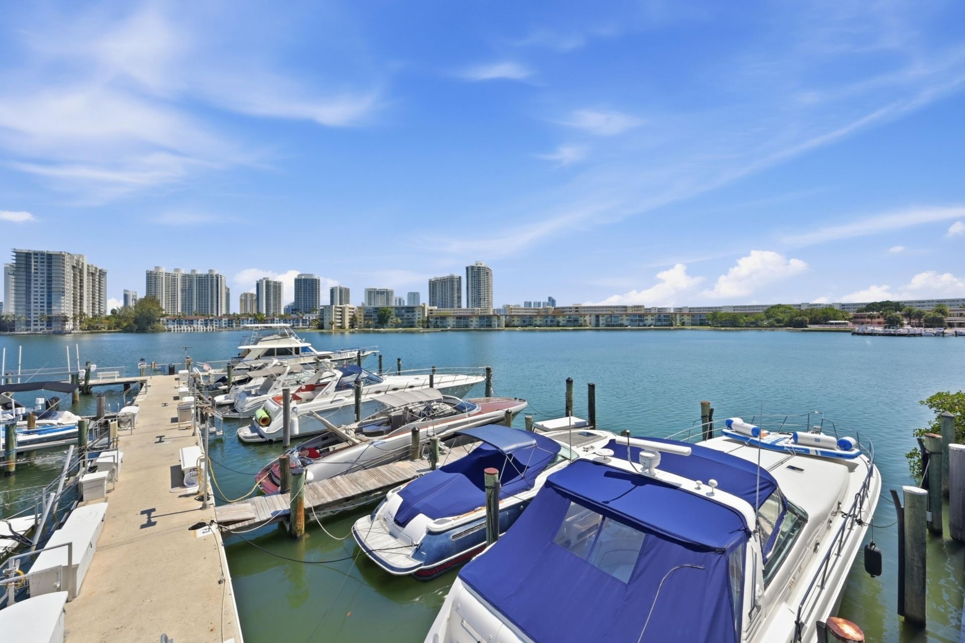 18011 Biscayne Boulevard, Unit 1502, Aventura, FL 33160 Photo