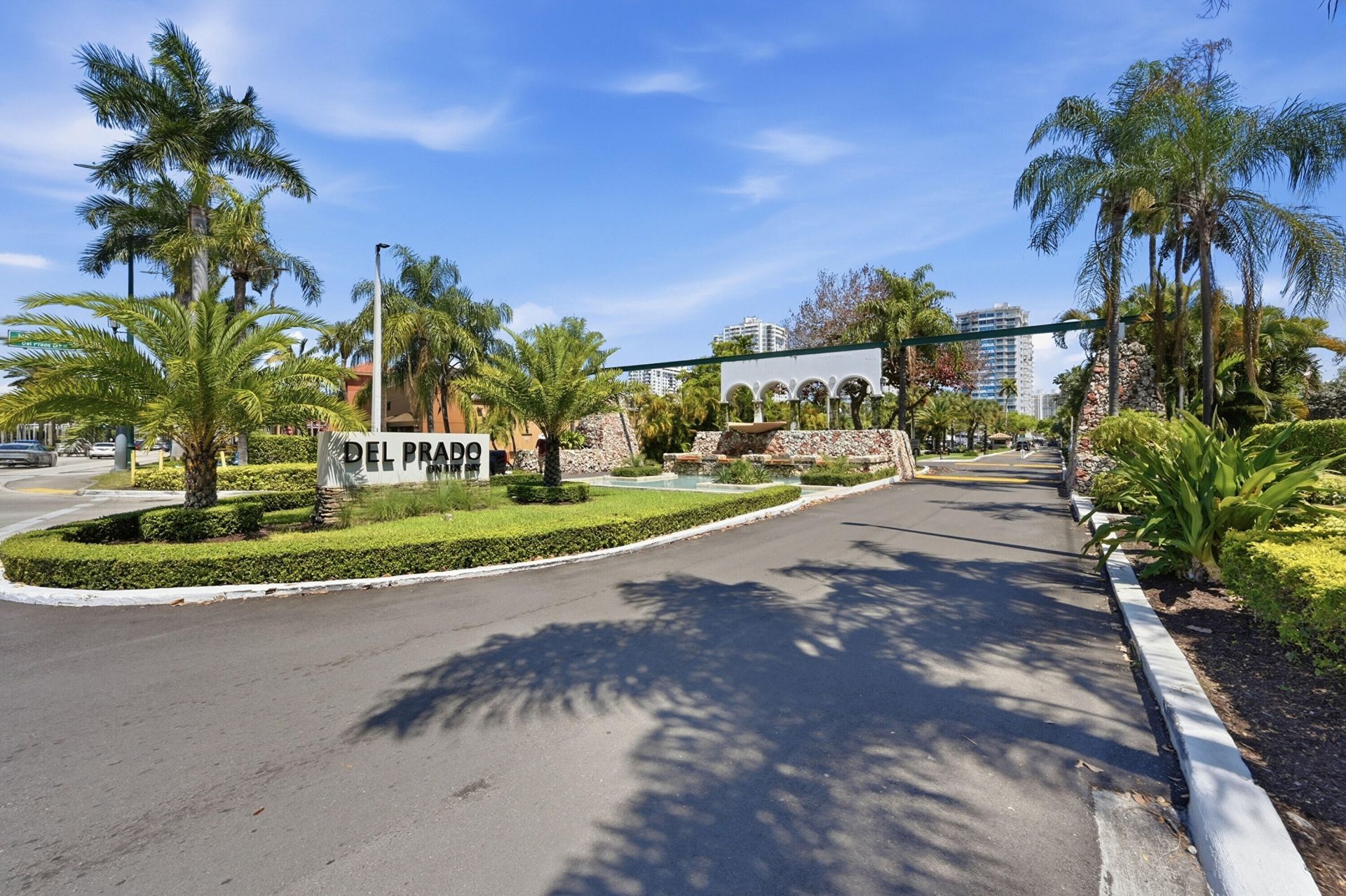 18011 Biscayne Boulevard, Unit 1502, Aventura, FL 33160 Photo