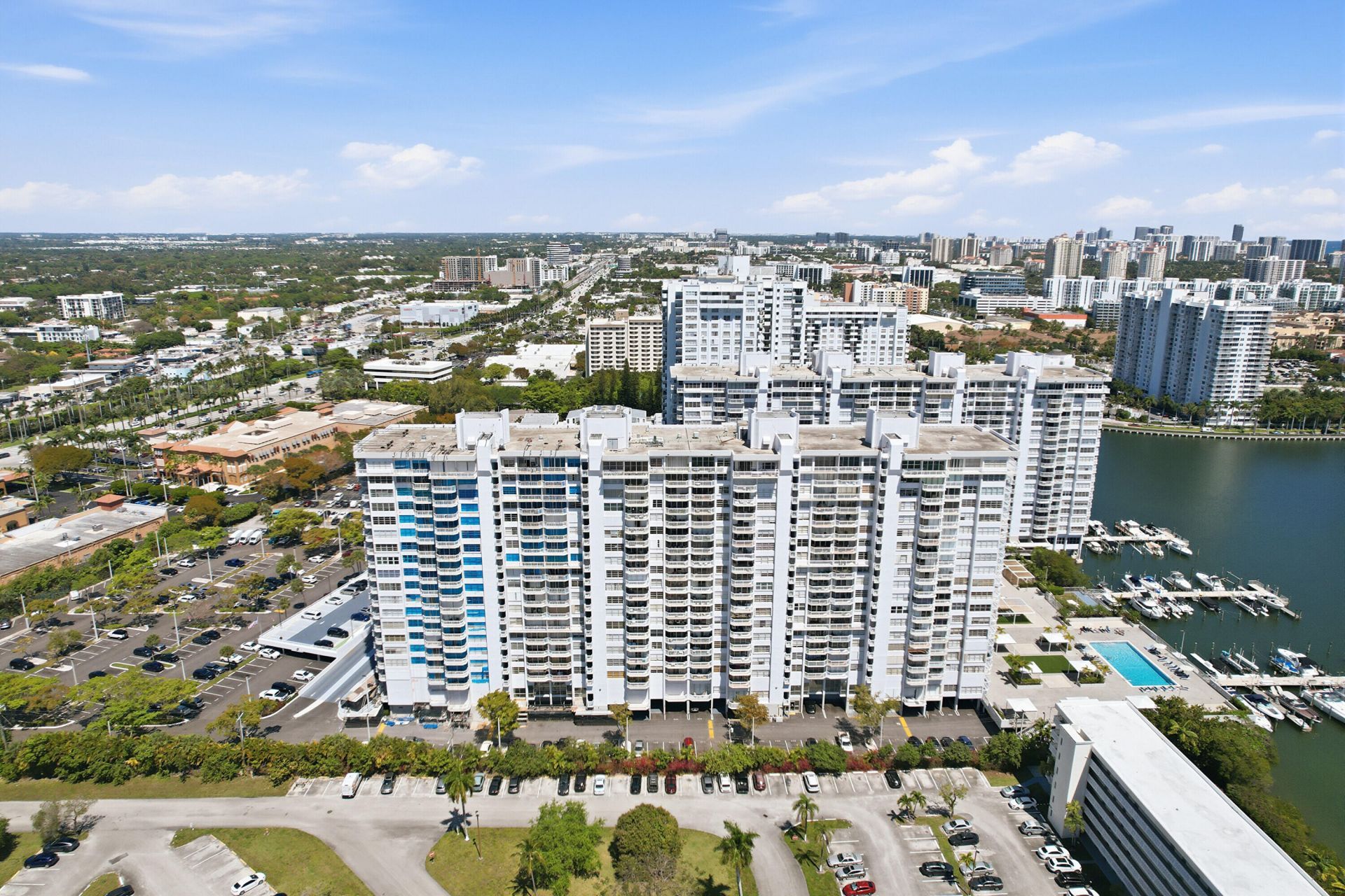 18011 Biscayne Boulevard, Unit 1502, Aventura, FL 33160 Photo