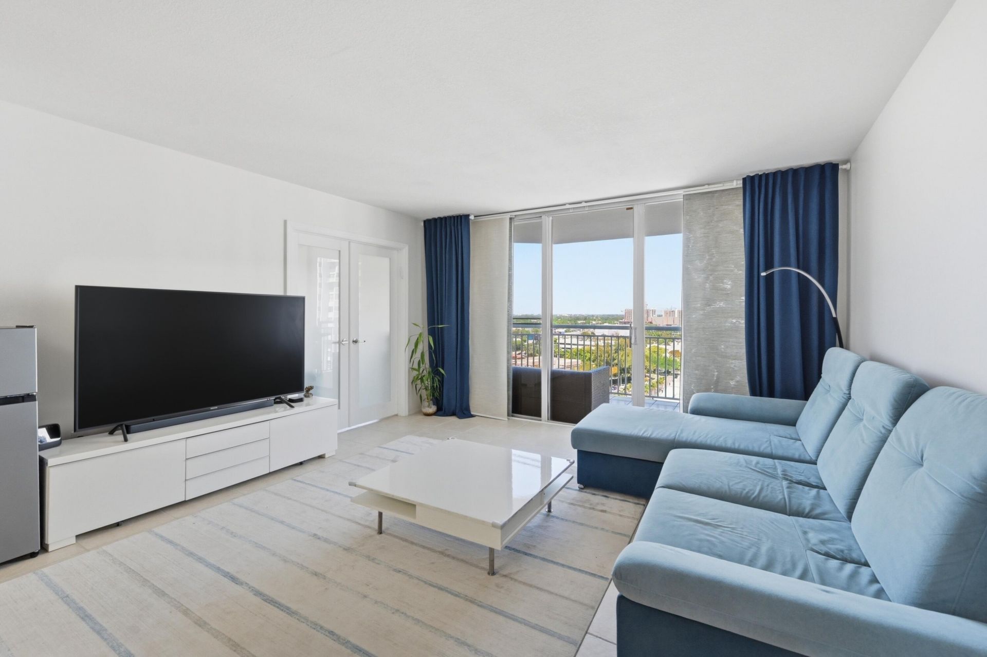 18011 Biscayne Boulevard, Unit 1502, Aventura, FL 33160 Photo