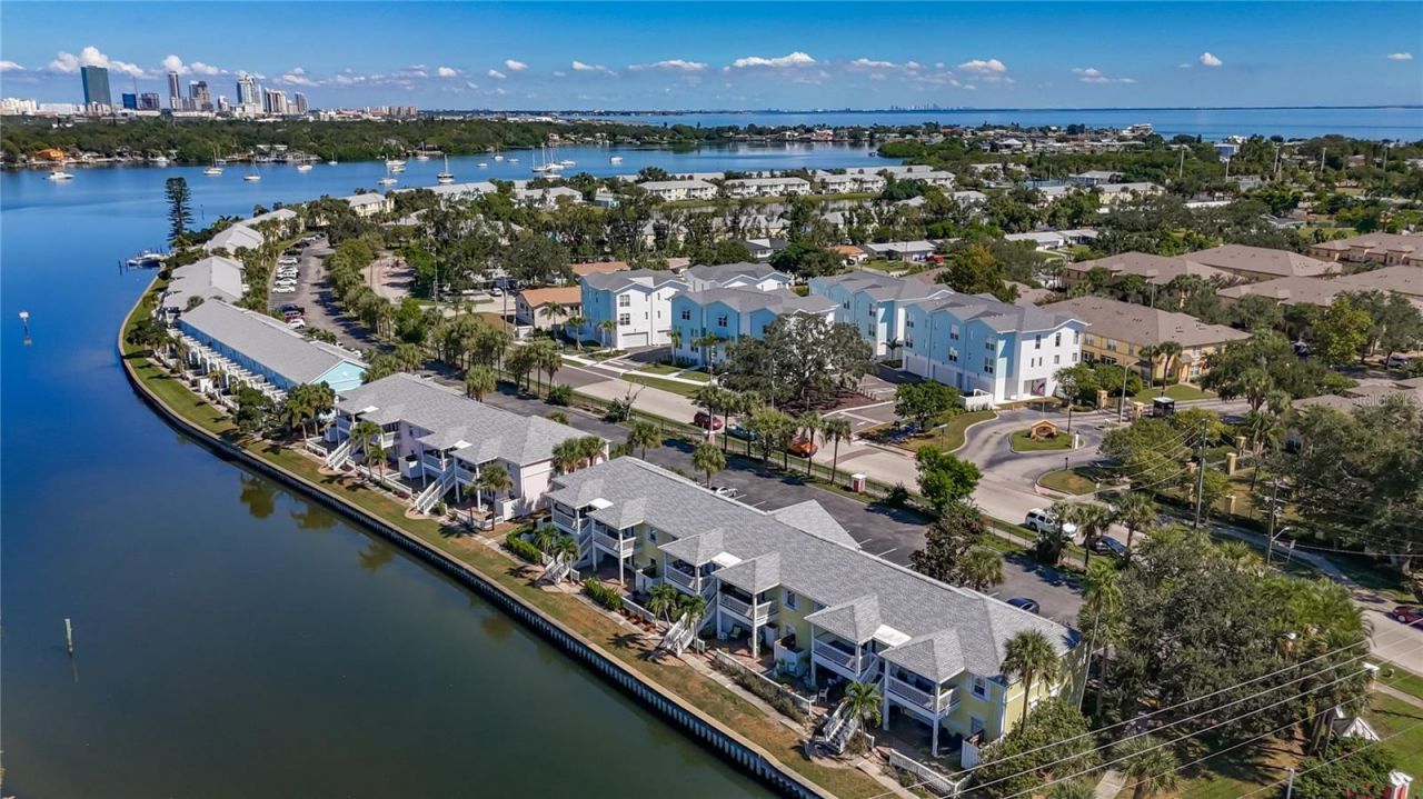 3893 Pompano Drive Se, Unit C, Saint Petersburg, FL 33705 Photo