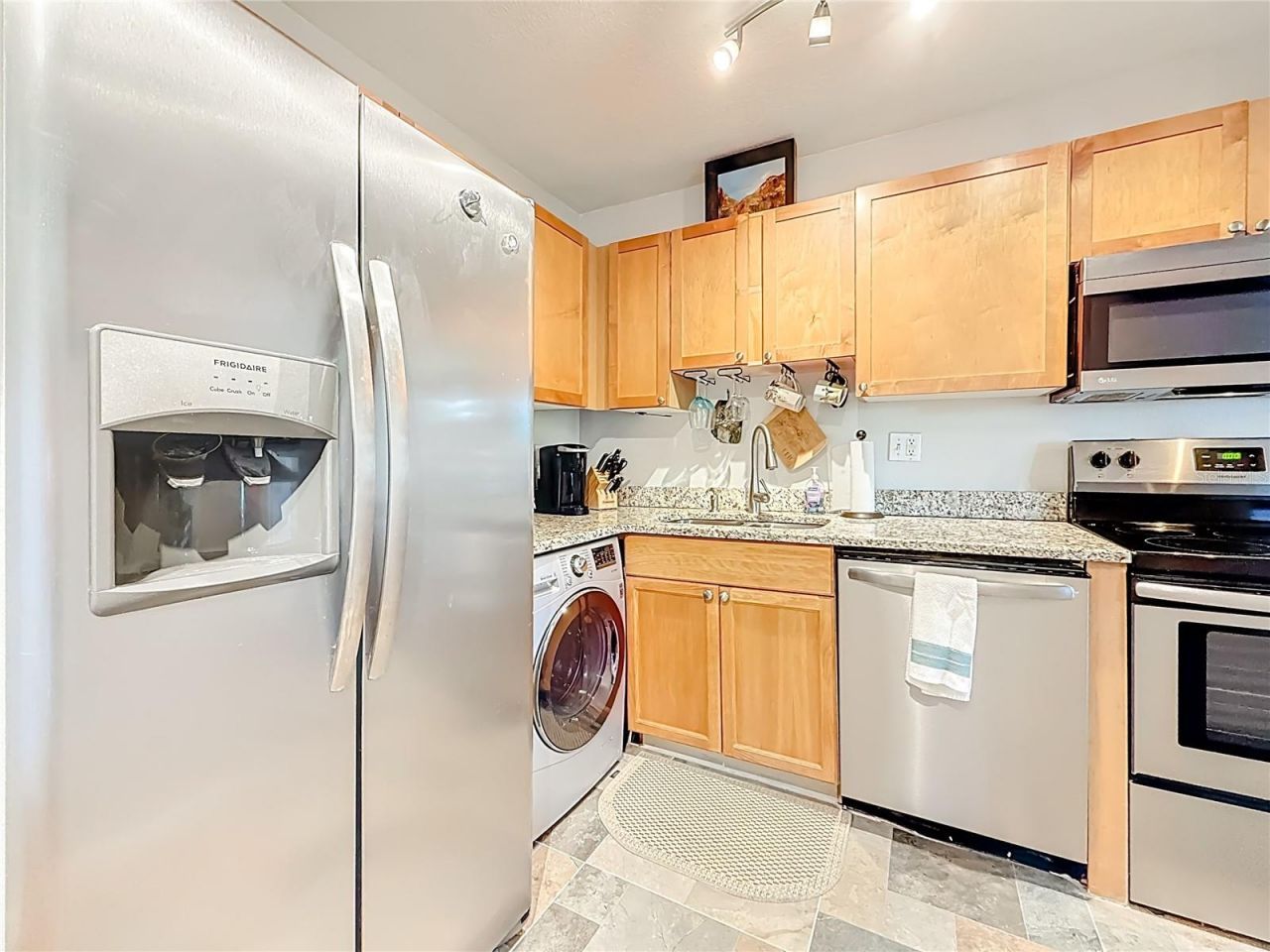 3893 Pompano Drive Se, Unit C, Saint Petersburg, FL 33705 Photo