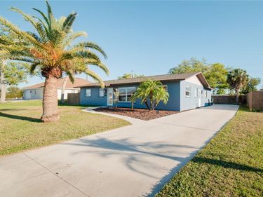 35 STANFORD ROAD , VENICE, FL 34293