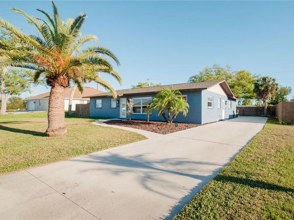 35 STANFORD ROAD , VENICE, FL 34293