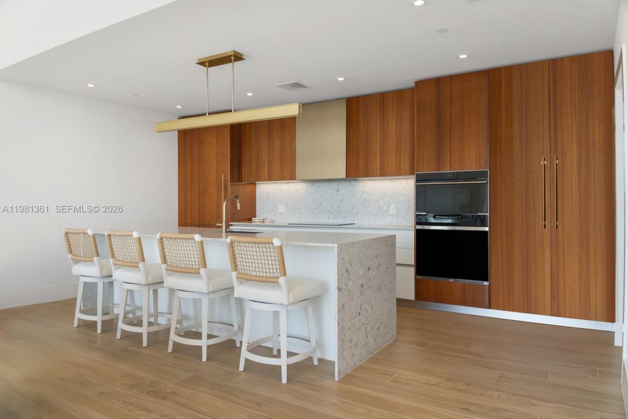 2678 Tigertail Ave , Unit 802, Coconut Grove, FL 33133 Photo