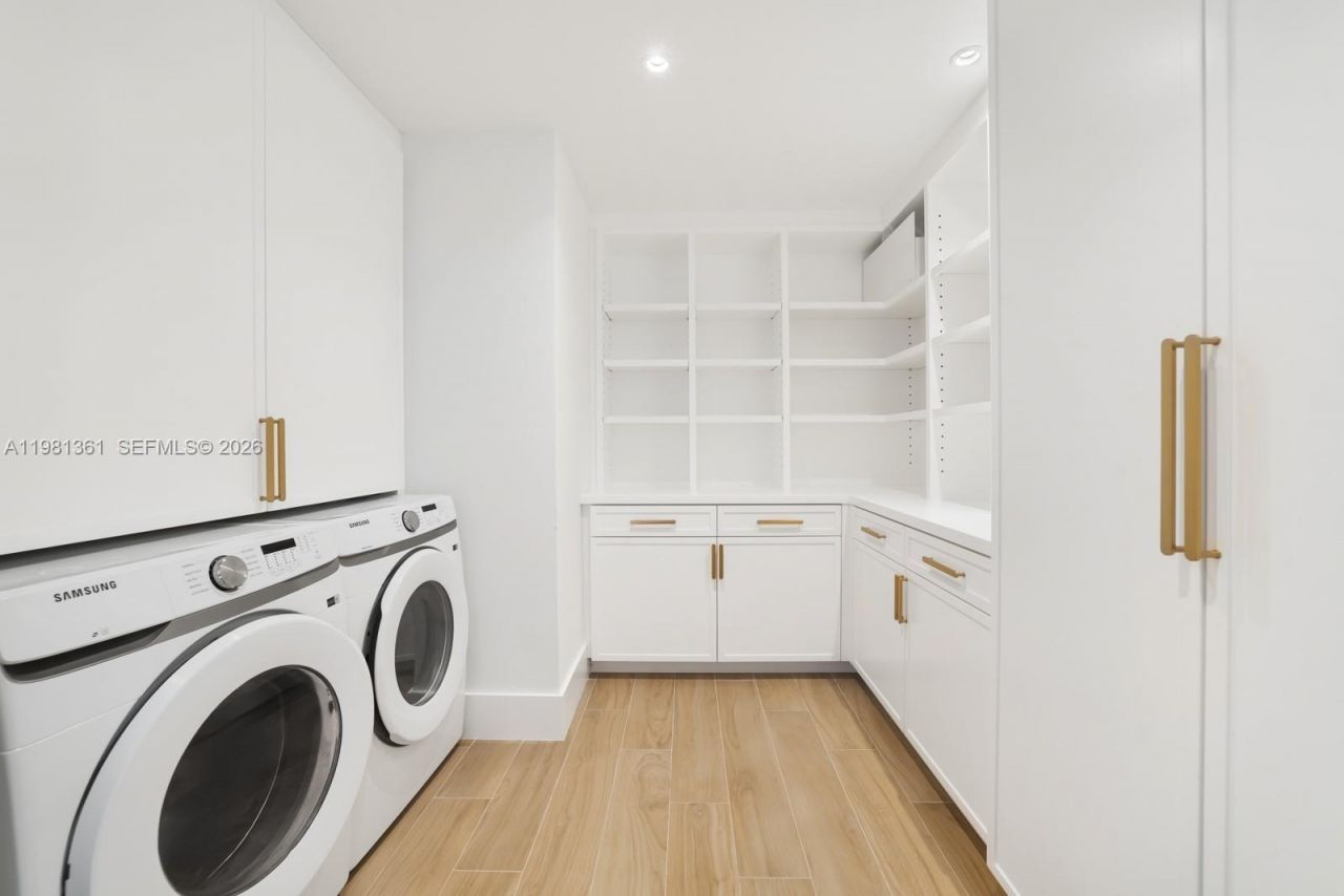 2678 Tigertail Ave , Unit 802, Coconut Grove, FL 33133 Photo