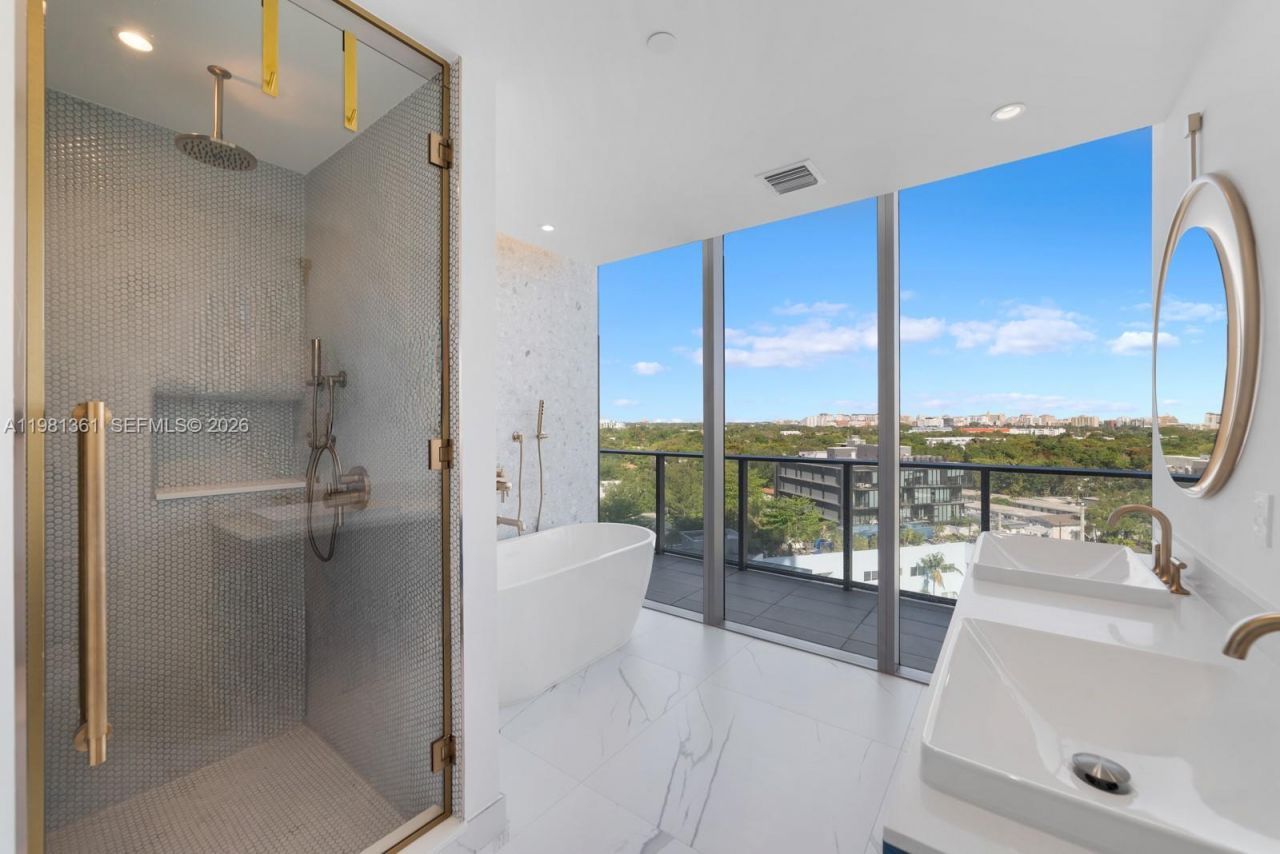 2678 Tigertail Ave , Unit 802, Coconut Grove, FL 33133 Photo