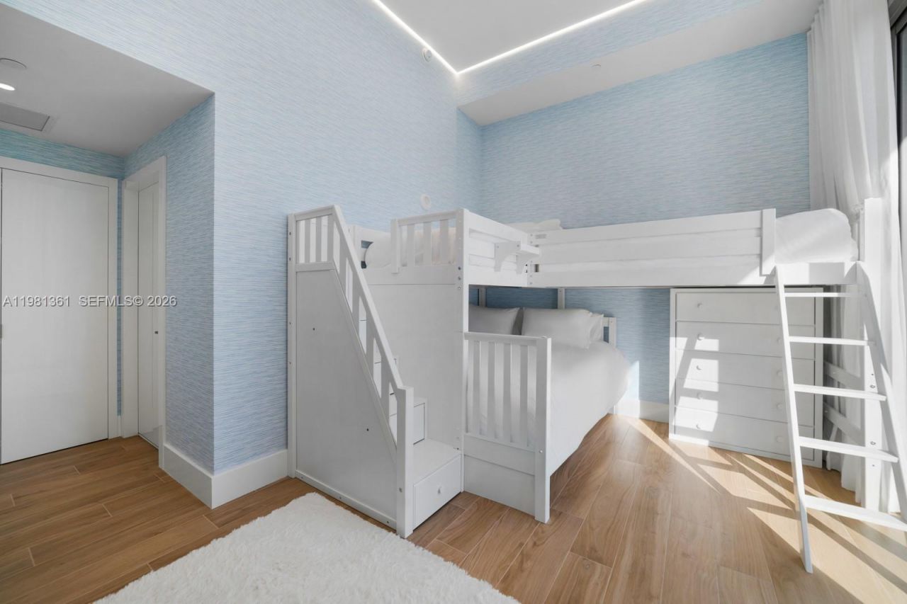 2678 Tigertail Ave , Unit 802, Coconut Grove, FL 33133 Photo