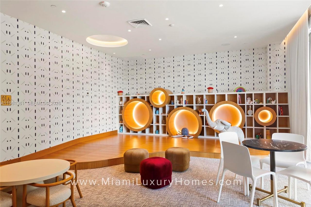 2678 Tigertail Ave , Unit 802, Coconut Grove, FL 33133 Photo