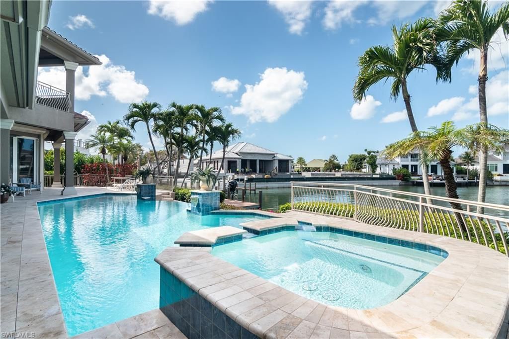 3433 Crayton Rd, Naples, FL 34103 Photo