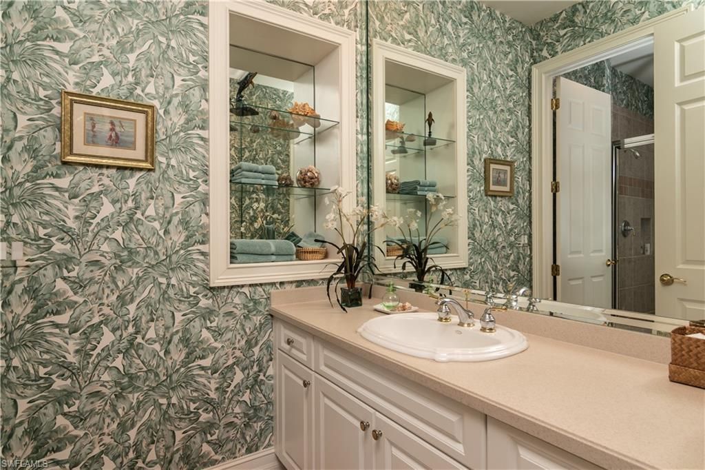 3433 Crayton Rd, Naples, FL 34103 Photo