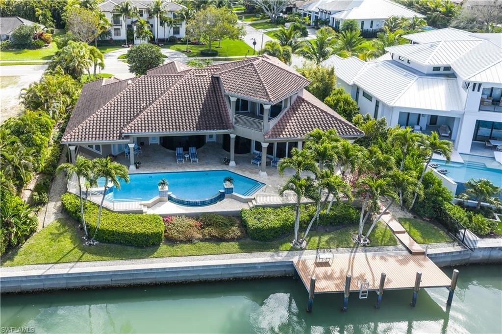 3433 Crayton Rd, Naples, FL 34103 Photo