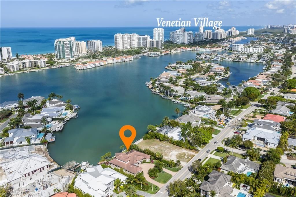 3433 Crayton Rd, Naples, FL 34103 Photo