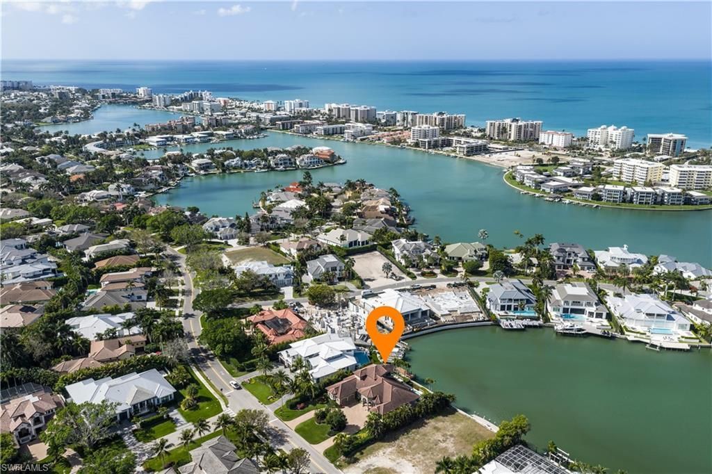 3433 Crayton Rd, Naples, FL 34103 Photo