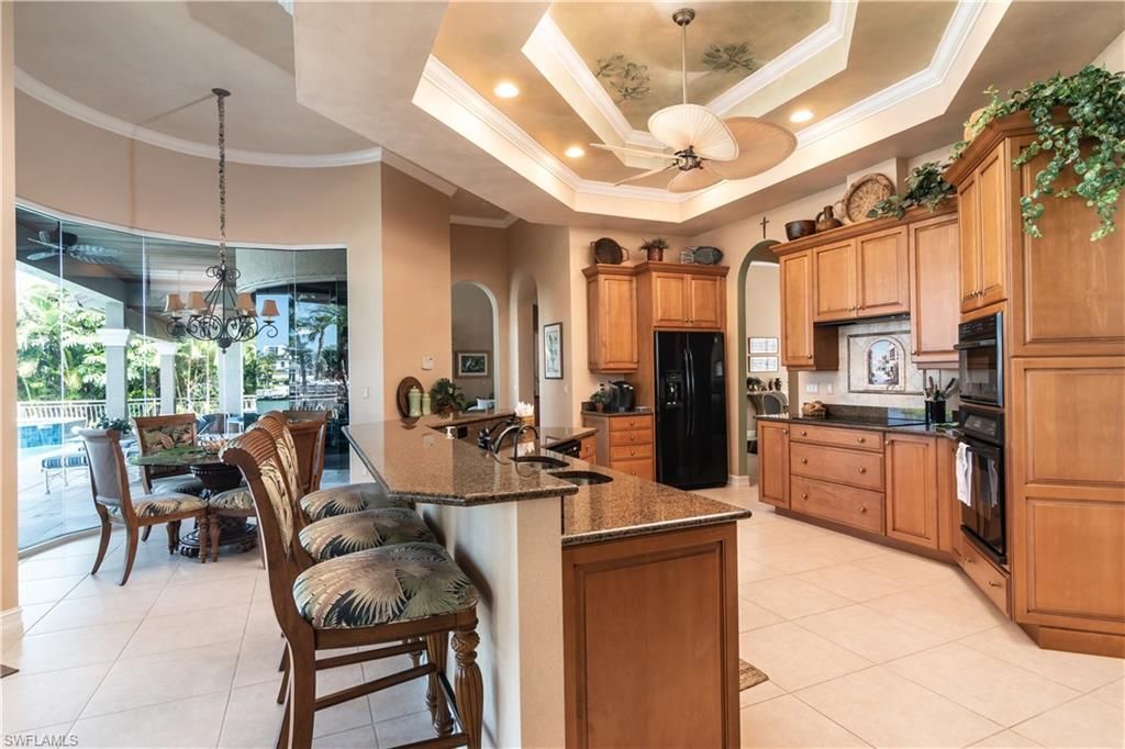 3433 Crayton Rd, Naples, FL 34103 Photo