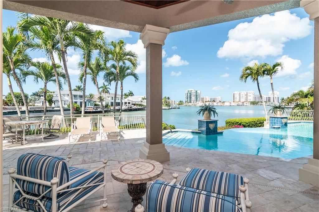 3433 Crayton Rd, Naples, FL 34103 Photo