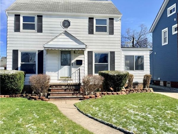 6702 Ackley Road, Parma, OH 44129