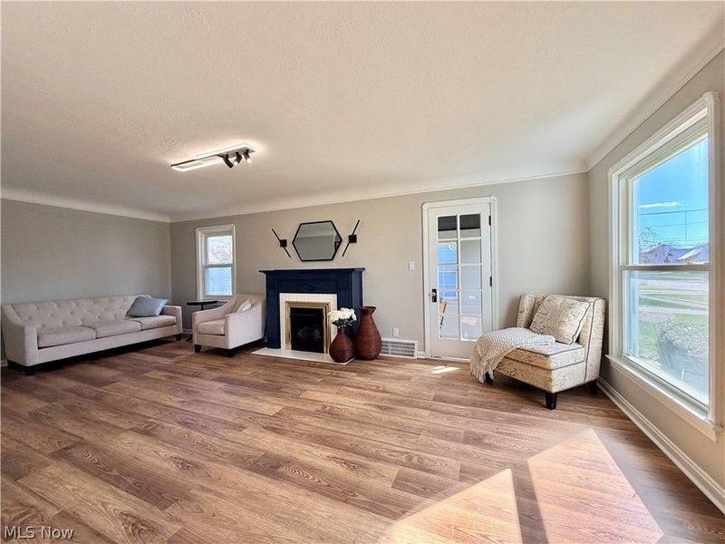 6702 Ackley Road, Parma, OH 44129 Photo 13