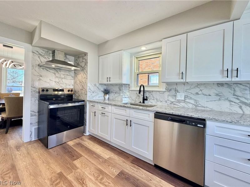 6702 Ackley Road, Parma, OH 44129 Photo 8