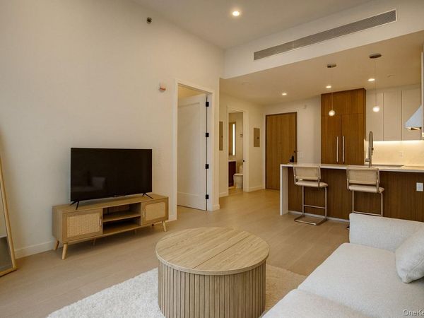 35-32 Leavitt St , Unit PH H, Flushing, NY 11354