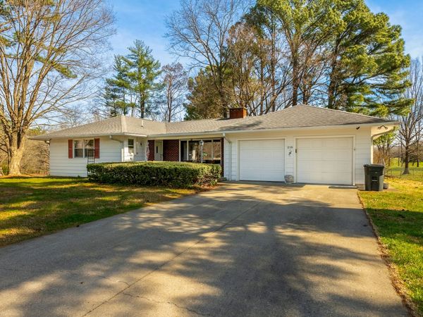 218 Blessing Circle, Murphysboro, IL 62966