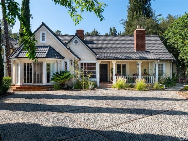 1535 Royal Boulevard, Glendale, CA 91207