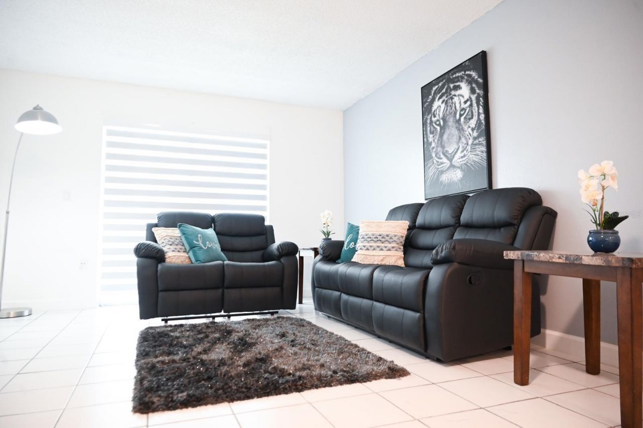 3527 NE 168th Street, Unit 208, North Miami Beach, FL 33160 Photo