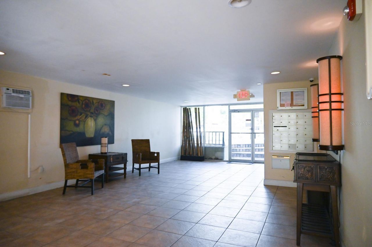 3527 NE 168th Street, Unit 208, North Miami Beach, FL 33160 Photo