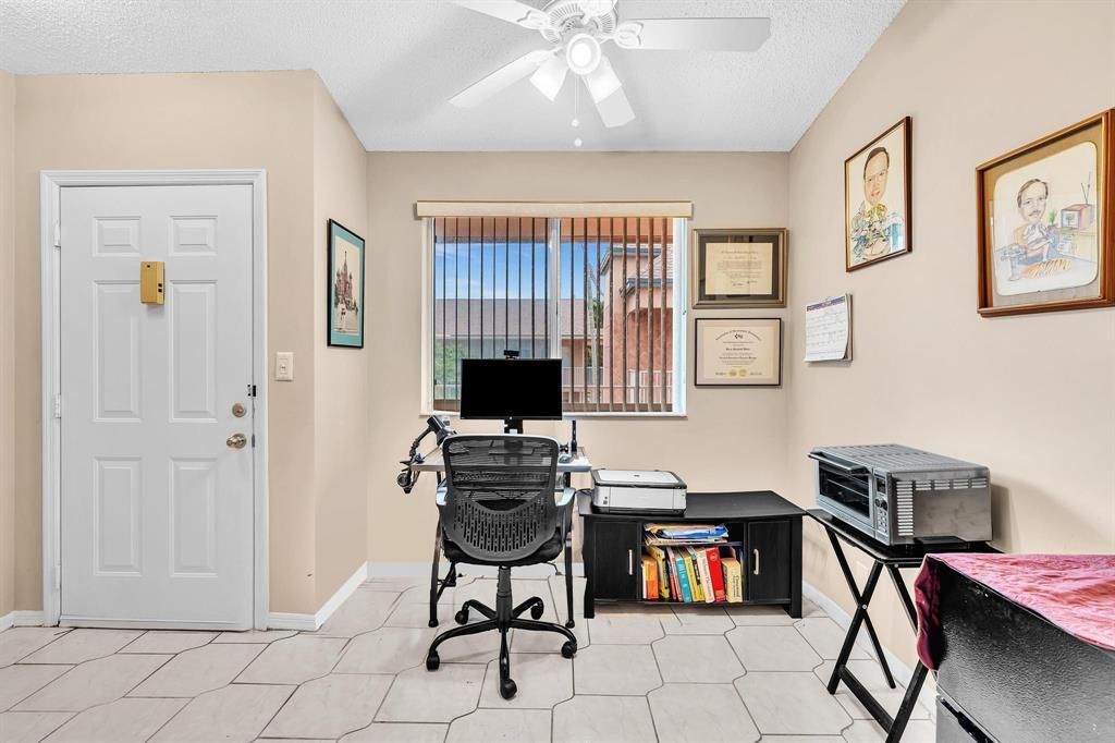 7235 S Devon Drive, Unit 209, Tamarac, FL 33321 Photo