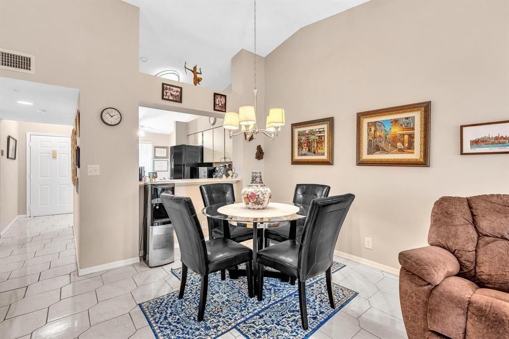 7235 S Devon Drive, Unit 209, Tamarac, FL 33321 Photo