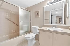 7235 S Devon Drive, Unit 209, Tamarac, FL 33321 Photo