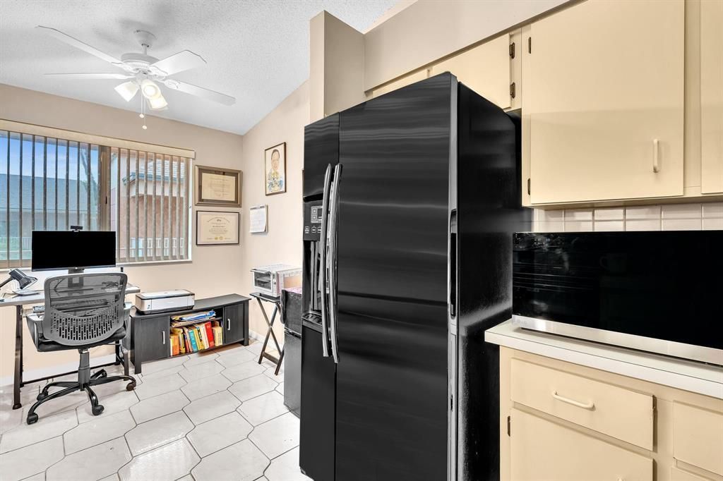 7235 S Devon Drive, Unit 209, Tamarac, FL 33321 Photo