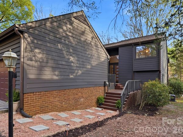 8930 St Croix Lane, Charlotte, NC 28277