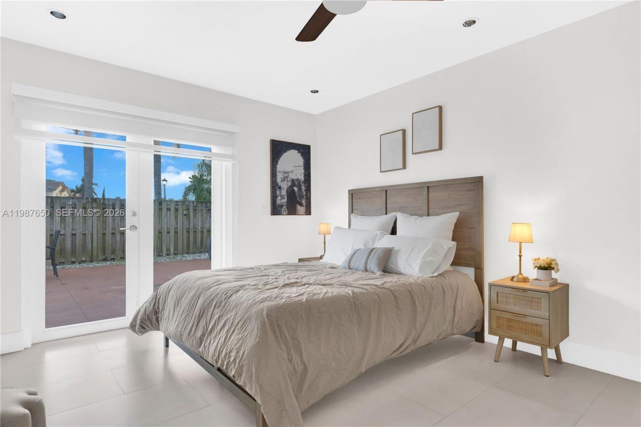 8858 SW 214th St , Cutler Bay, FL 33189 Photo