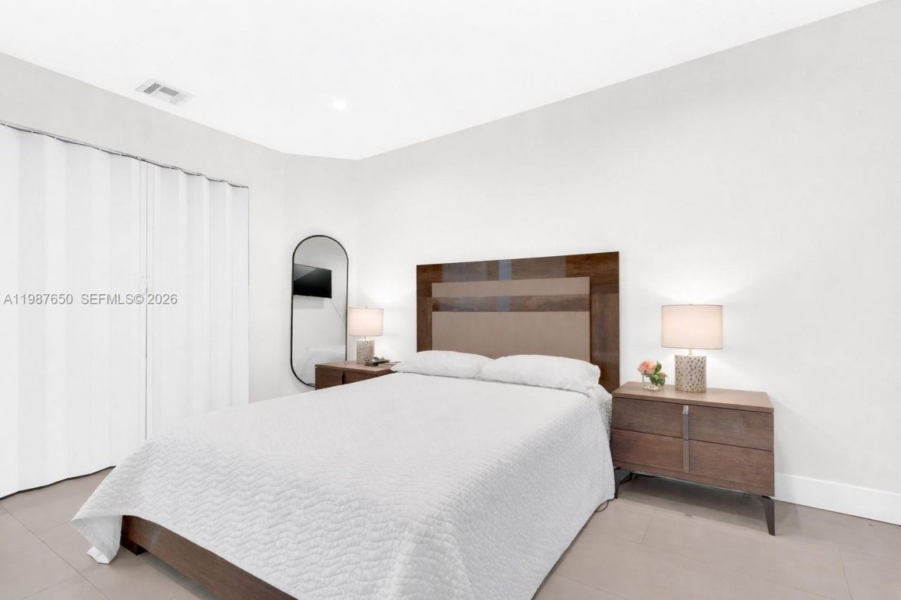 8858 SW 214th St , Cutler Bay, FL 33189 Photo