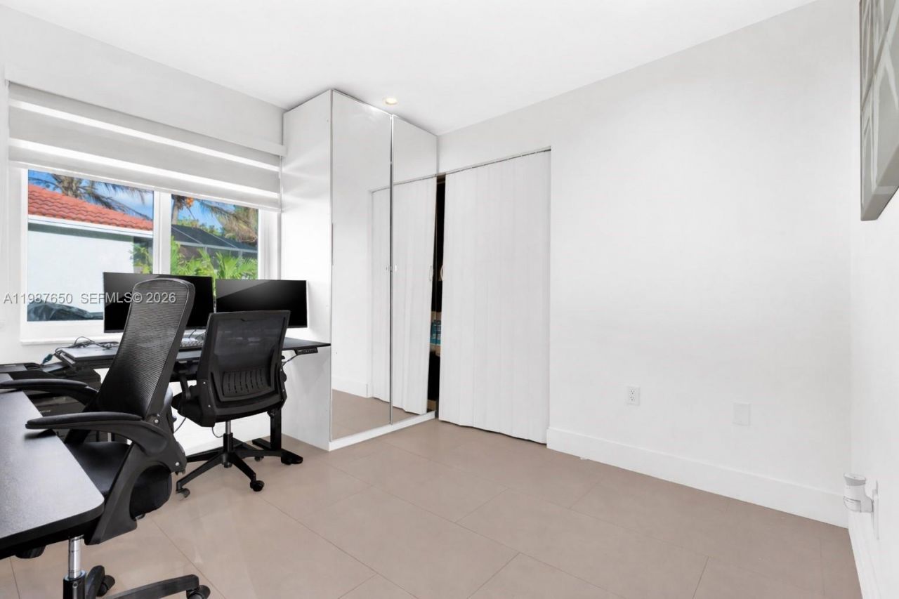 8858 SW 214th St , Cutler Bay, FL 33189 Photo