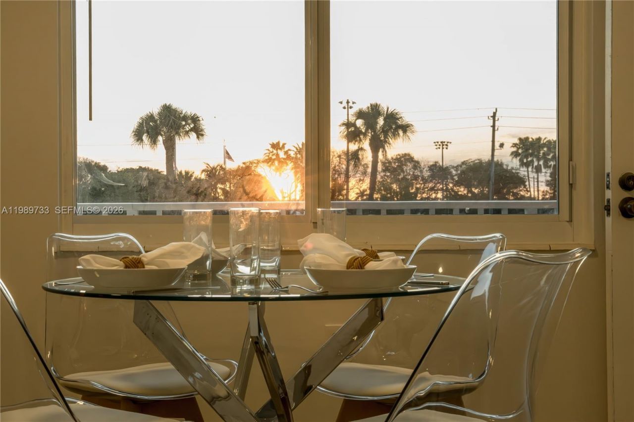 6675 W 4th Ave , Unit 203, Hialeah, FL 33012 Photo