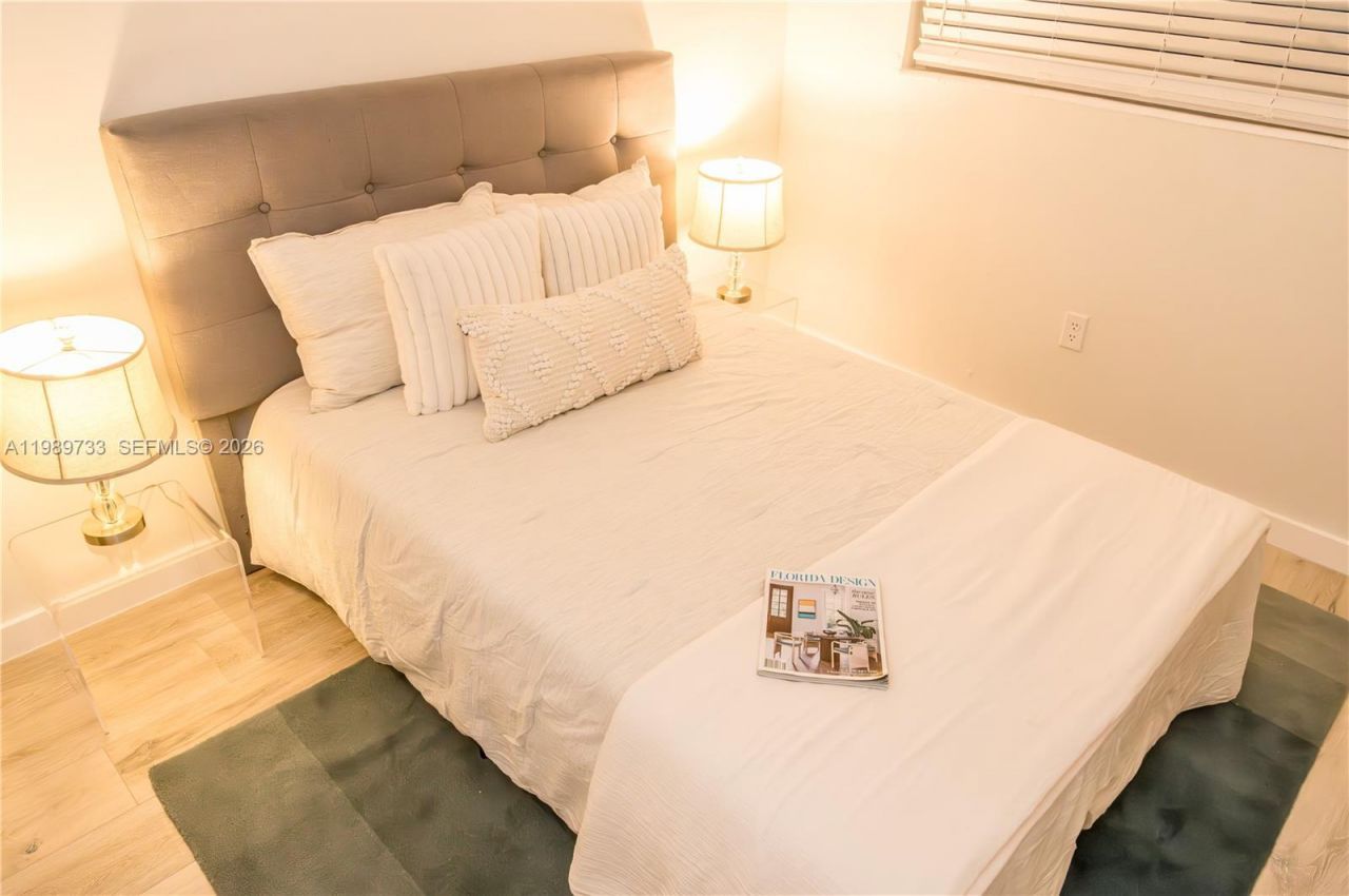 6675 W 4th Ave , Unit 203, Hialeah, FL 33012 Photo