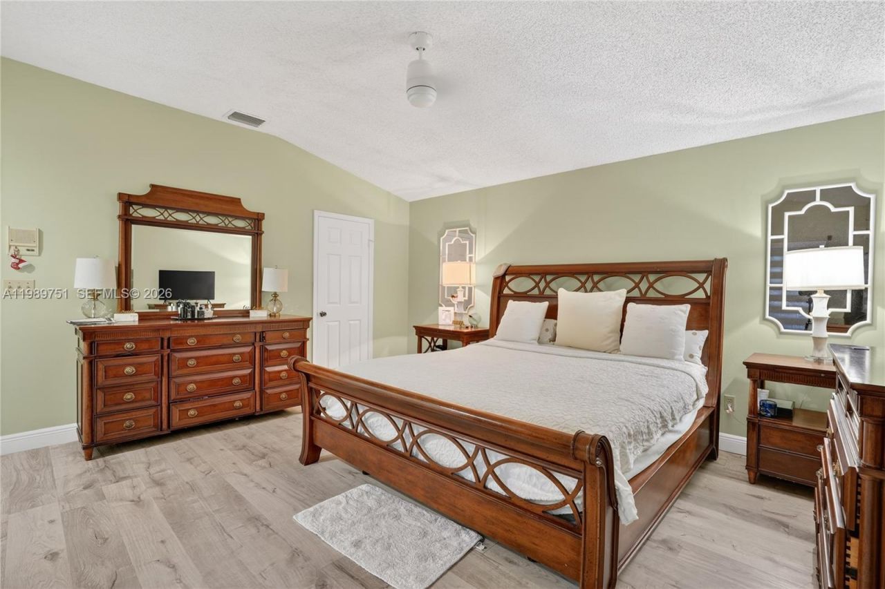 11501 SW 9th Ct, Pembroke Pines, FL 33025 Photo