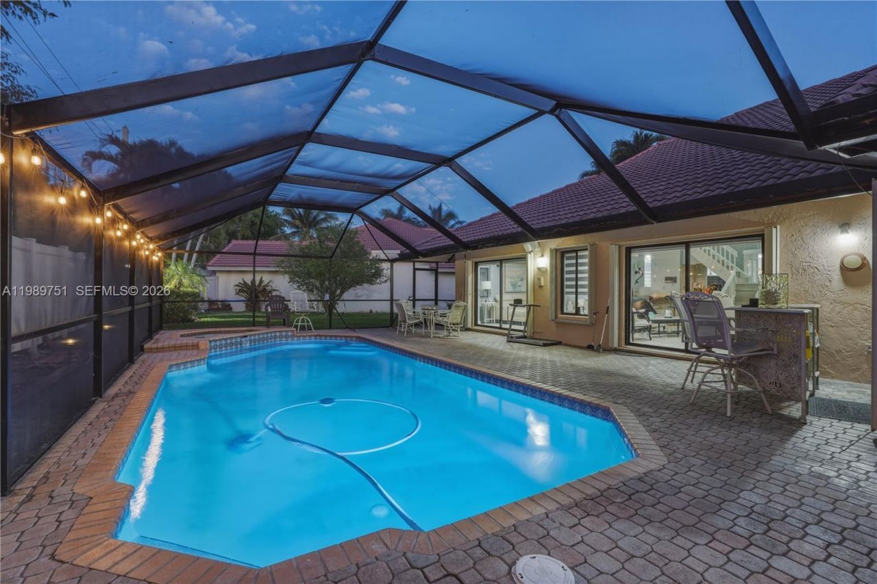 11501 SW 9th Ct, Pembroke Pines, FL 33025 Photo