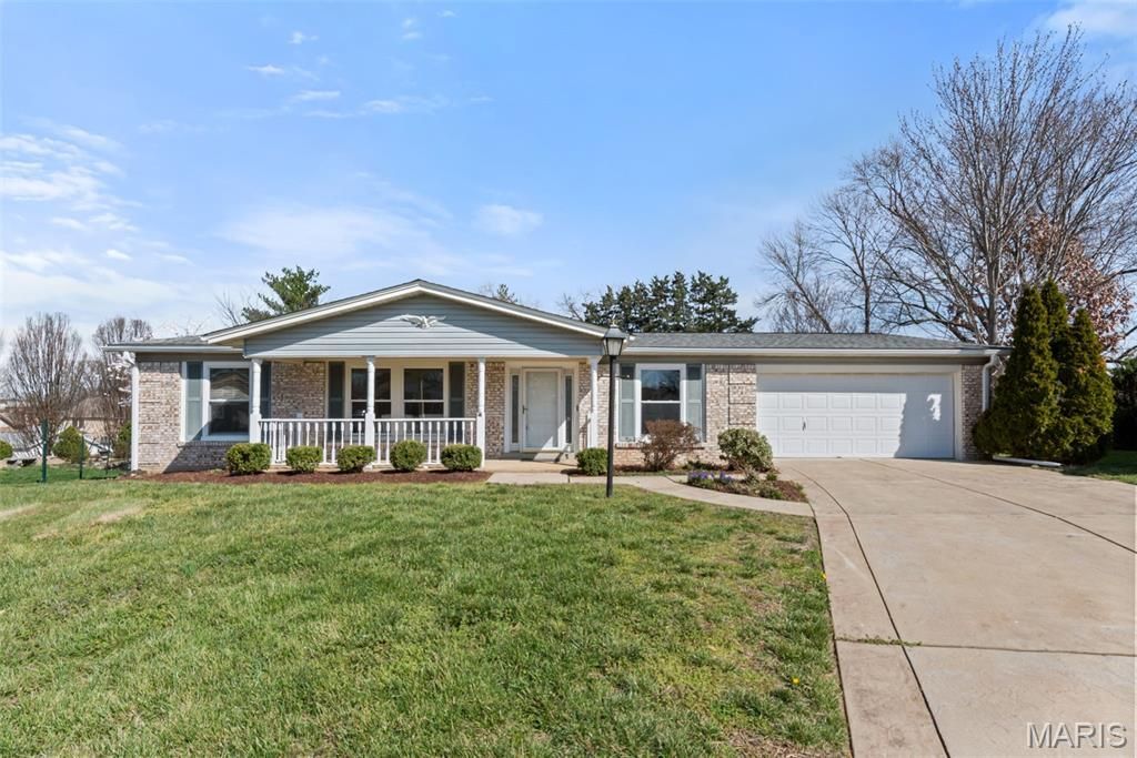 5023 Waringford Drive, Unincorporated, MO 63128 Main Photo