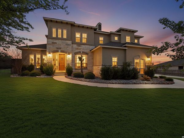 107 Lilly Blf, Castroville, TX 78009