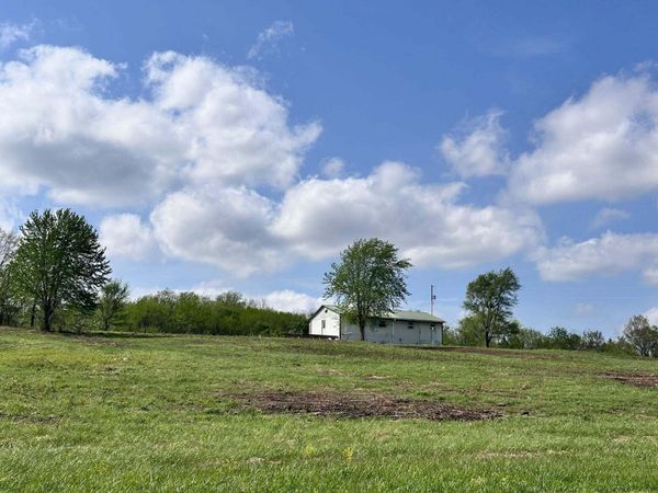 997 E 394th Road, Bolivar, MO 65613