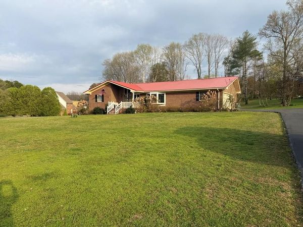504 Winding Lane, Sparta, TN 38583