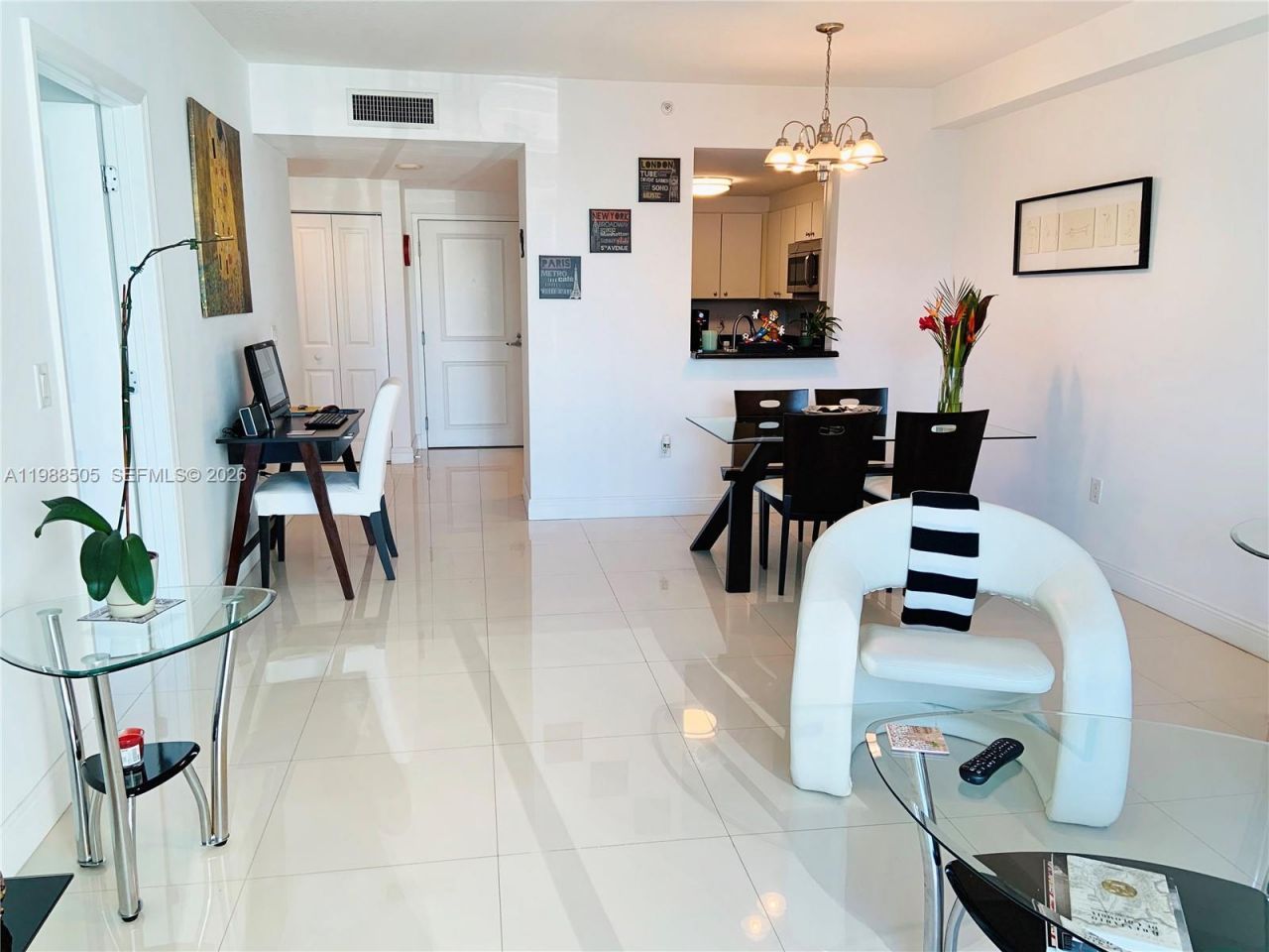 1250 S Miami Ave , Unit 2012, Miami, FL 33130 Photo