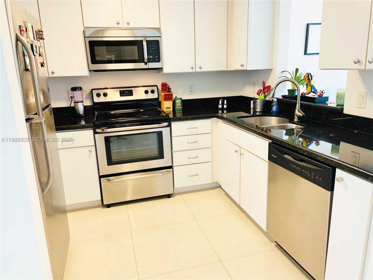 1250 S Miami Ave , Unit 2012, Miami, FL 33130 Photo